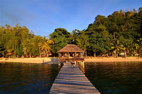 Hotel Togian Islands .